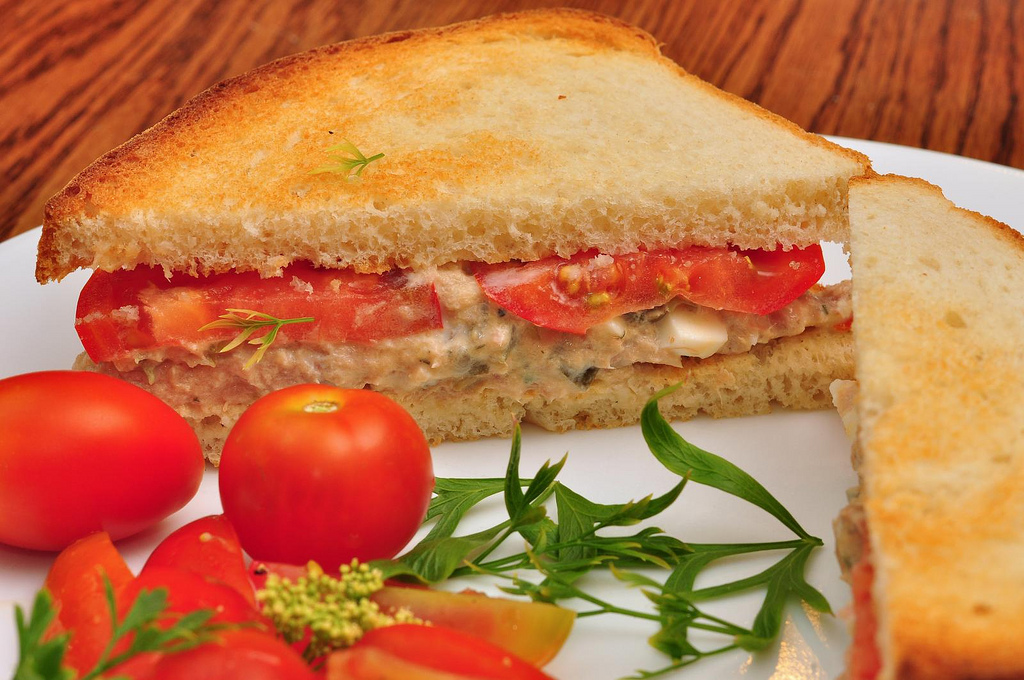 Tomato Sandwich – Recipe for Tomato Gardeners – Virily